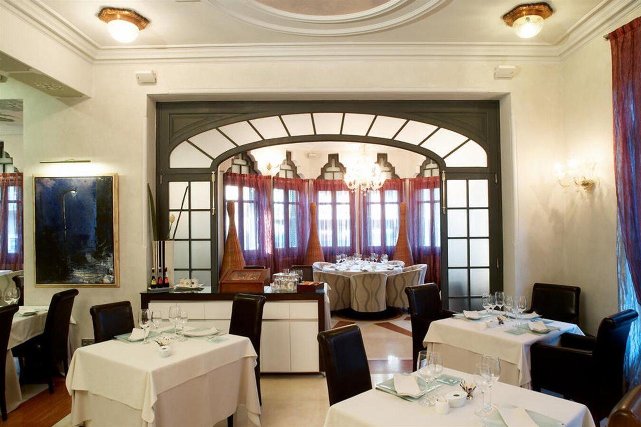 Hotel Sant Roc Солсона Екстериор снимка