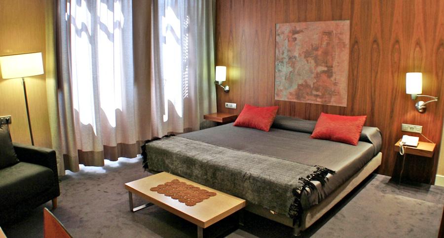 Hotel Sant Roc Солсона Екстериор снимка
