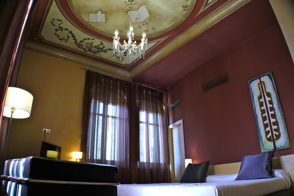 Hotel Sant Roc Солсона Екстериор снимка
