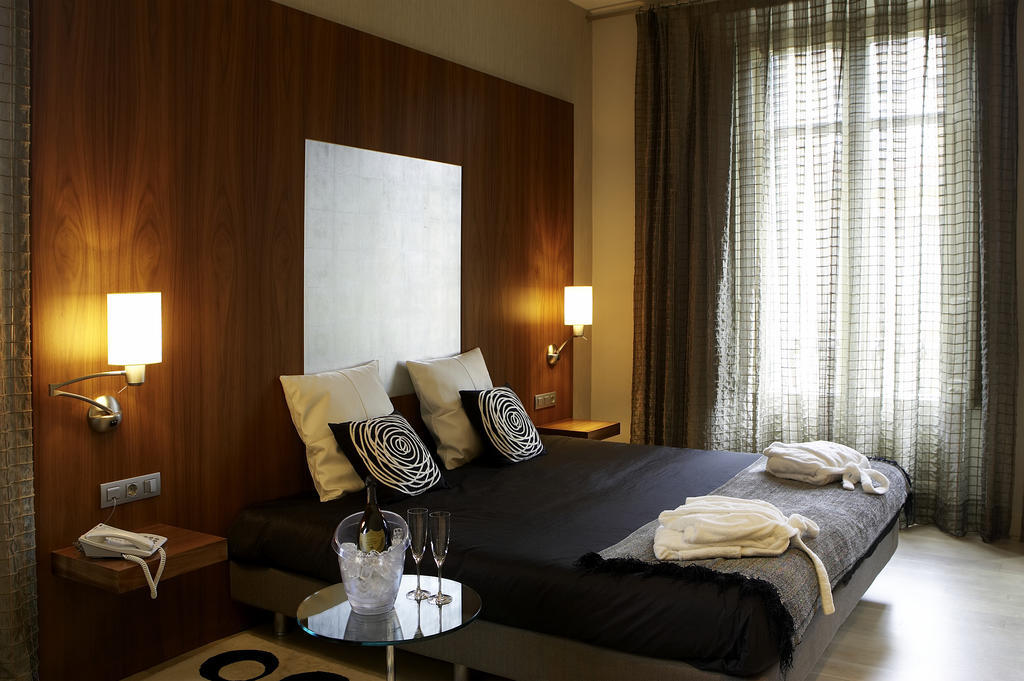 Hotel Sant Roc Солсона Екстериор снимка